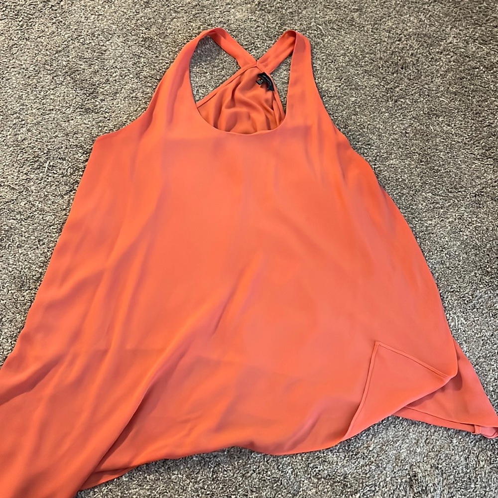 Asymmetrical tank top with razor back